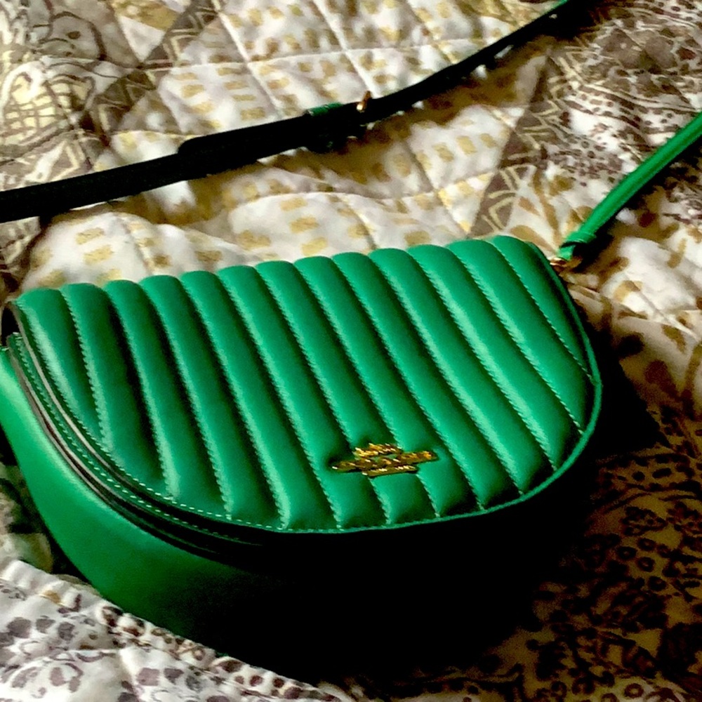 Women’s crossbody purse